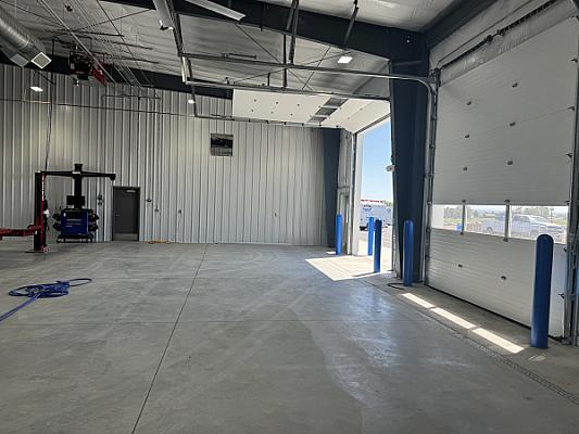 Vehicle Maintenance Shop