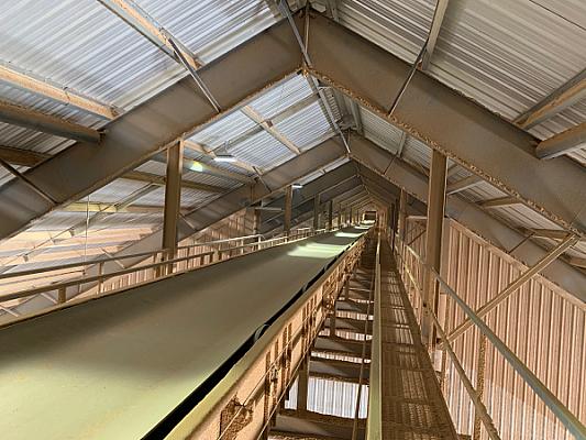 JD Heiskell Commodity Barn