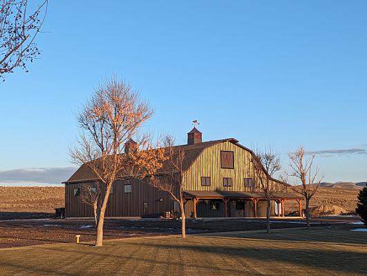 Personal Shop / Living Area