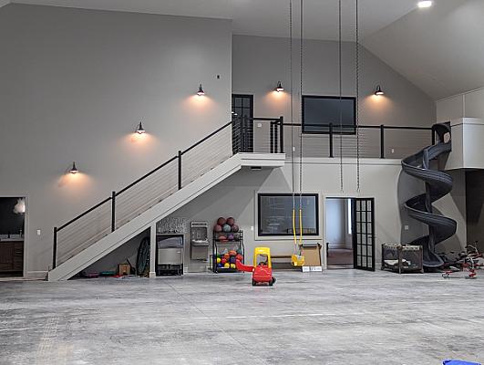 Personal Shop / Living Area