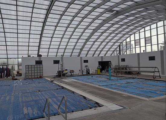 Public Pool Dome