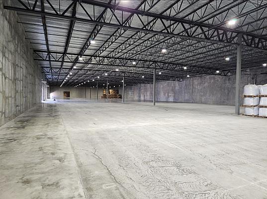 Tilt-Up Large Warehouse Complex