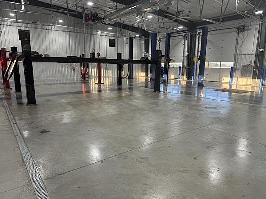 Vehicle Maintenance Shop